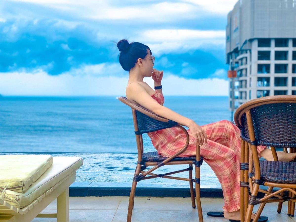 Santa Luxury Hotel Da Nang Exterior photo