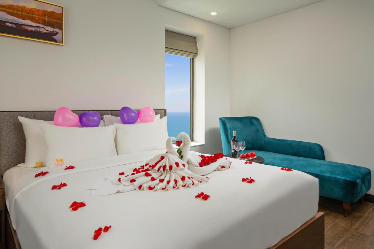 Santa Luxury Hotel Da Nang Exterior photo