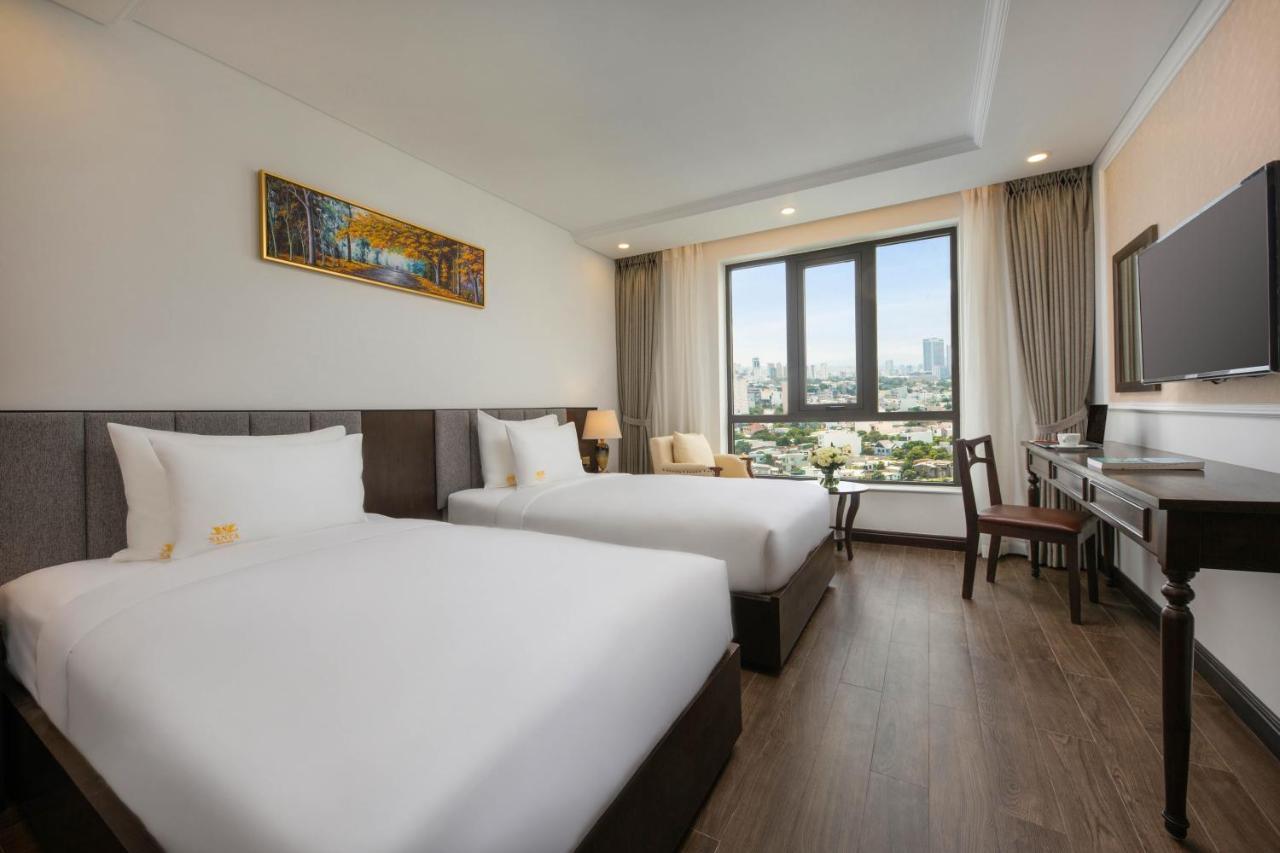 Santa Luxury Hotel Da Nang Exterior photo