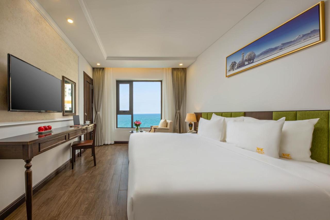 Santa Luxury Hotel Da Nang Exterior photo