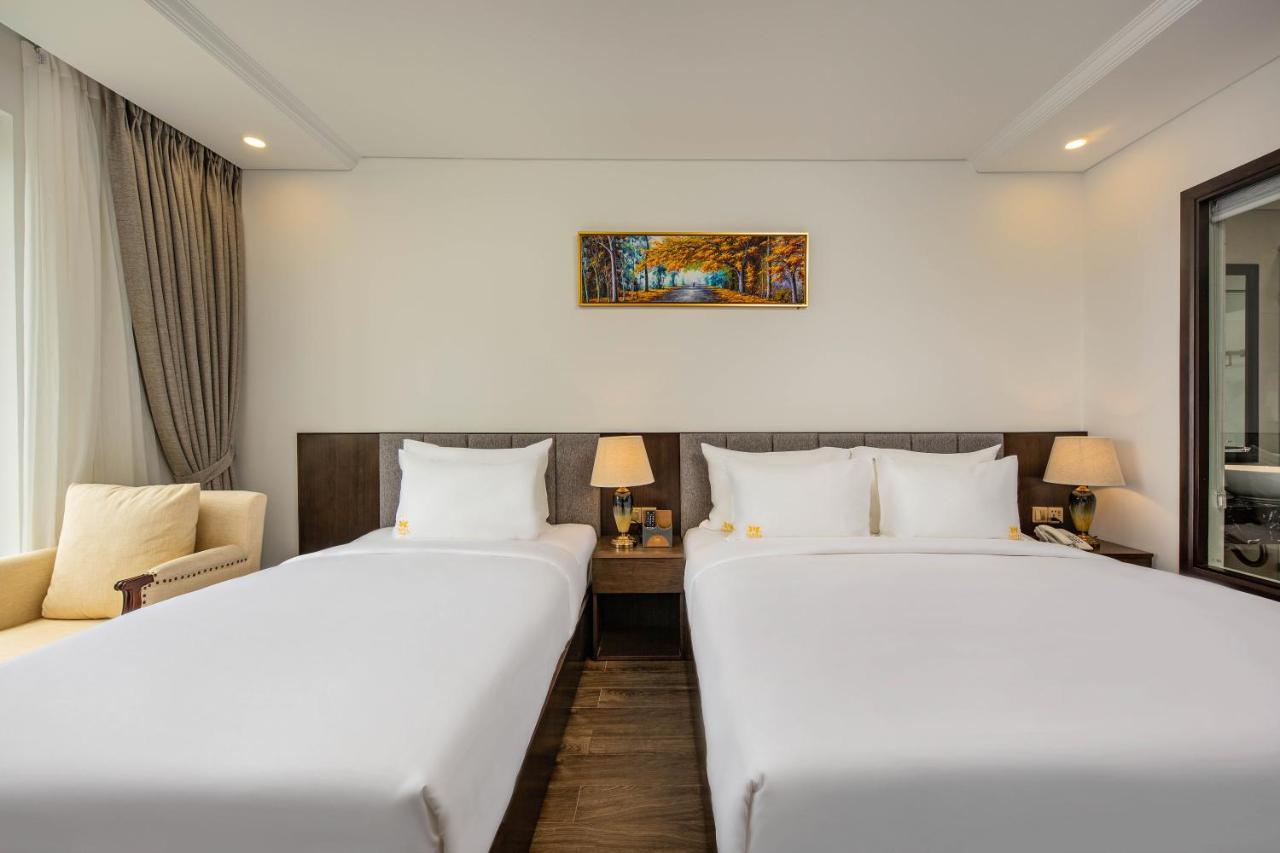 Santa Luxury Hotel Da Nang Exterior photo