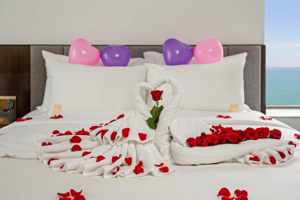Santa Luxury Hotel Da Nang Exterior photo